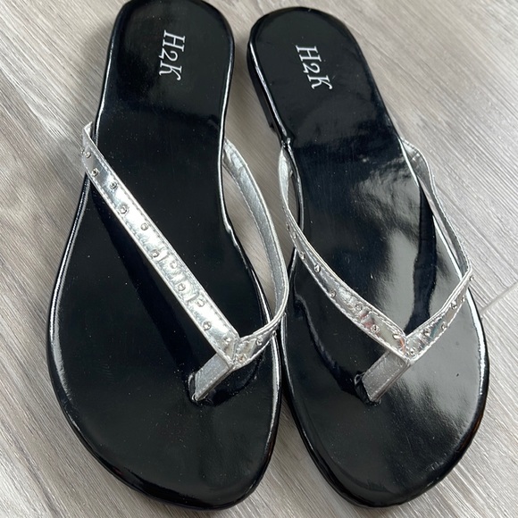 Bling flip flops - Picture 3 of 8